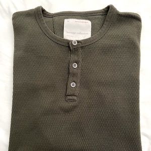 Banana Republic Long Sleeve Henley - Size M